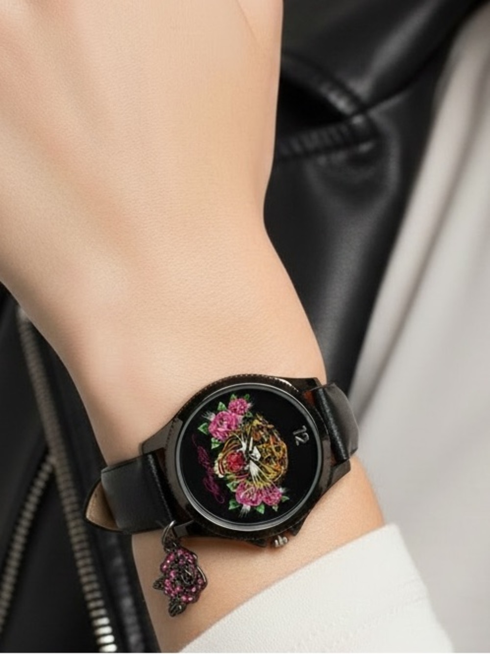 •Tiger Rose• Ed Hardy Black Dial Gunmetal Case Leather Strap Y2K Tattoo Watch - Picture 2 of 5